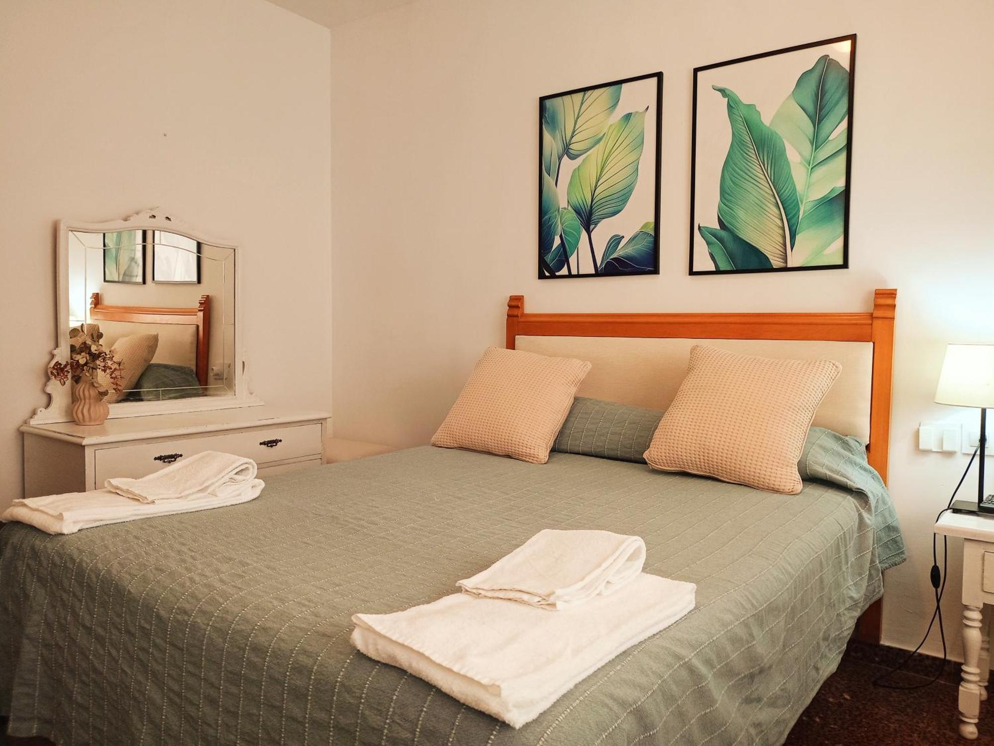 Pension Las Hojas Tudela Extérieur photo